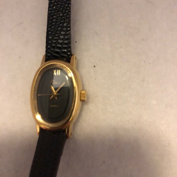 Petite Ladies Timex, Leather Band & Gold Tone Case - Picture 2 of 3